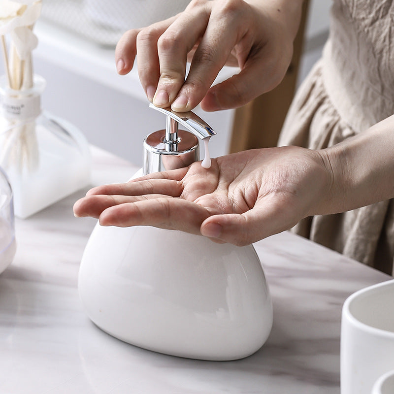 Porcelain Bathroom Five-piece Hotel Style