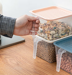 Household refrigerator crisper